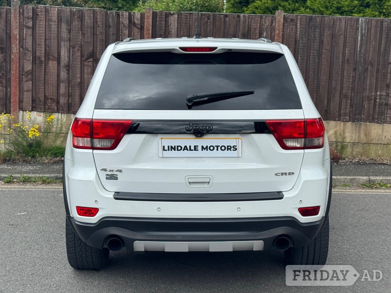 [ berth ]Jeep Grand Cherokee