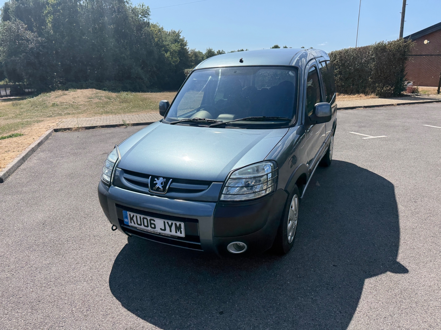 Peugeot Partner 2006 - Cars in Portsmouth