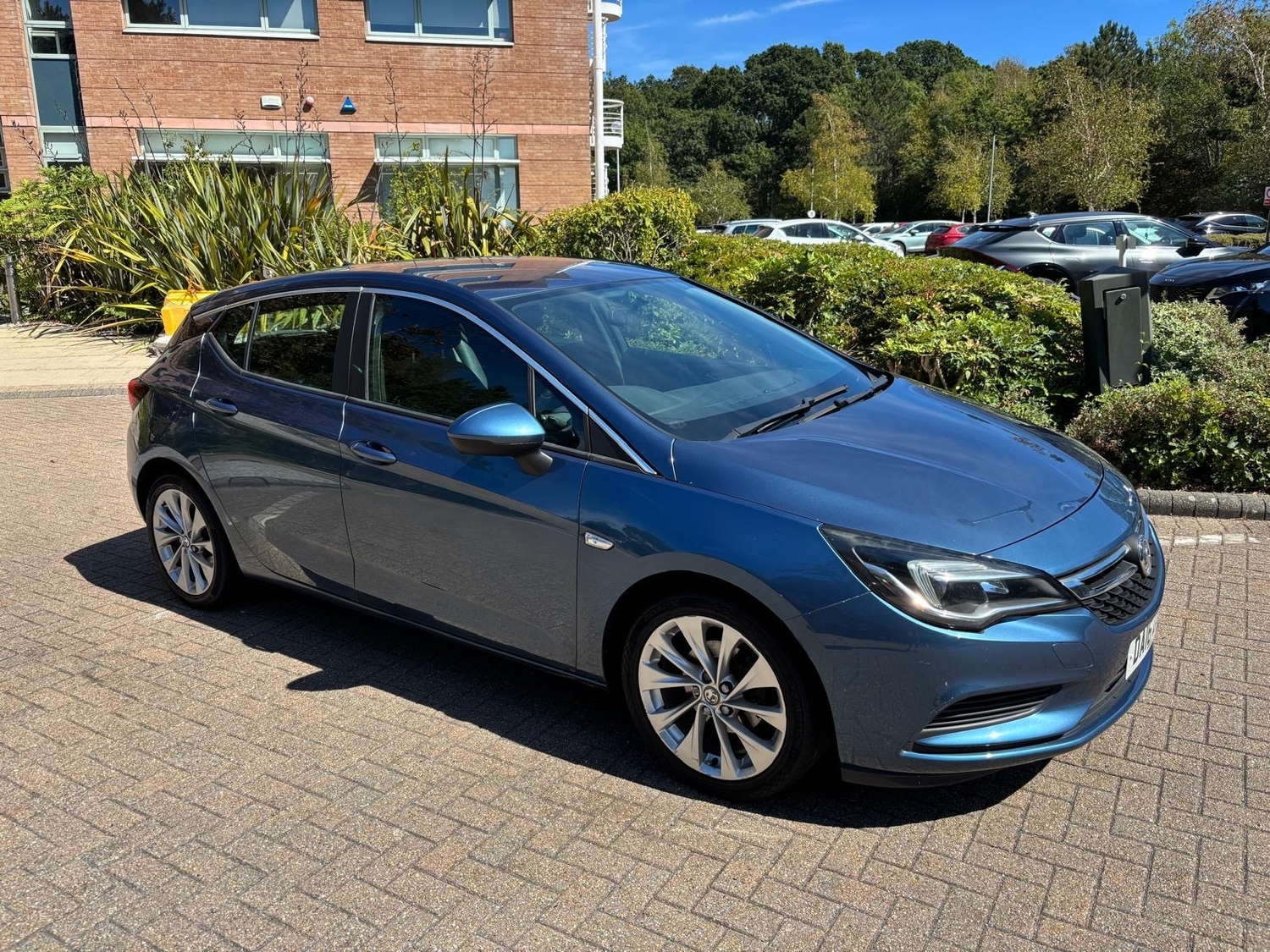 [ berth ]Vauxhall Astra