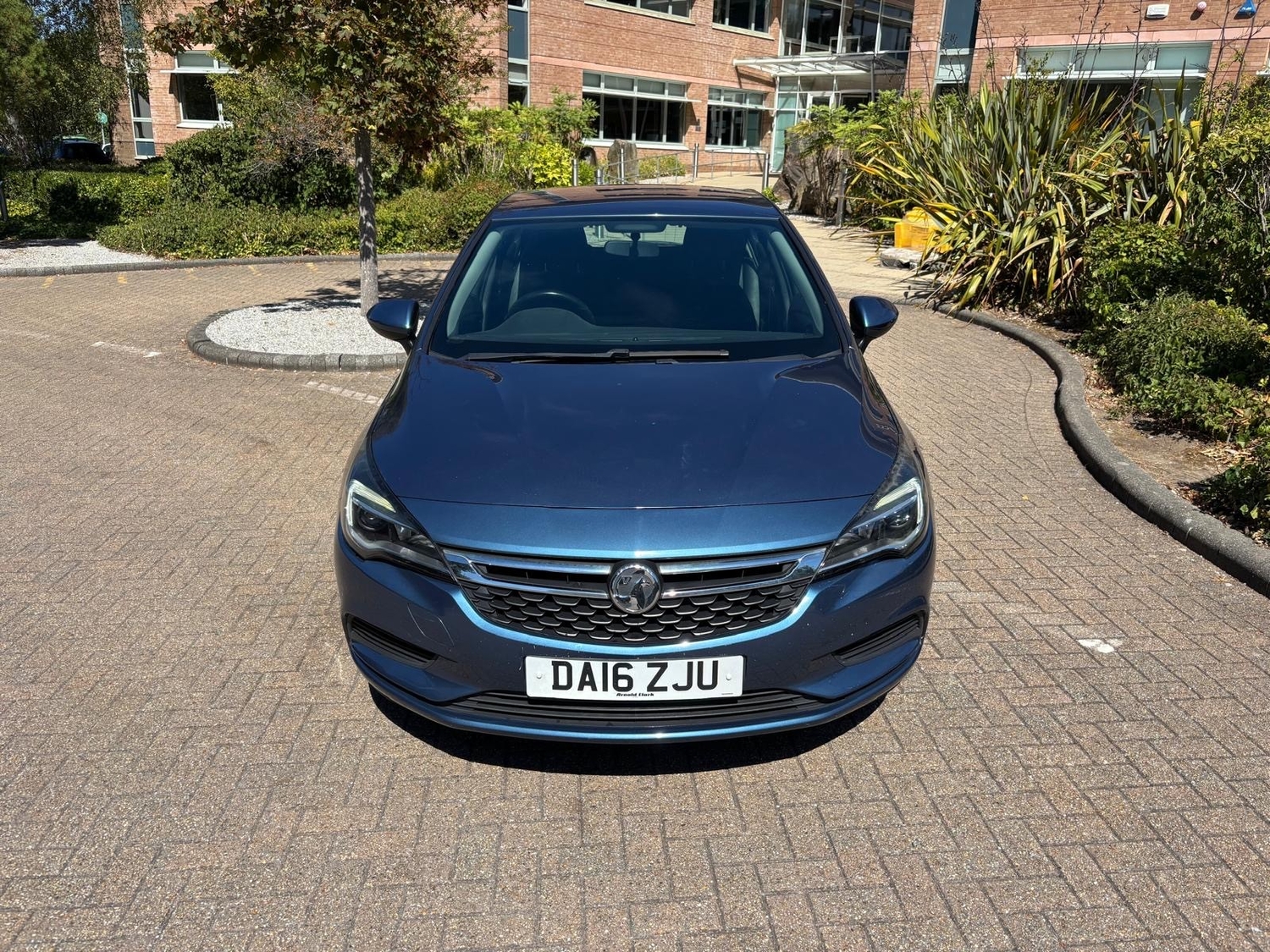 Vauxhall Astra 2016 - Cars