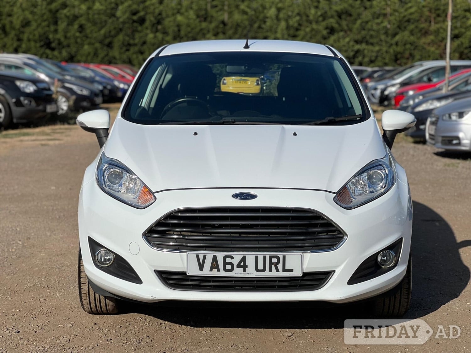 [ berth ]Ford Fiesta
