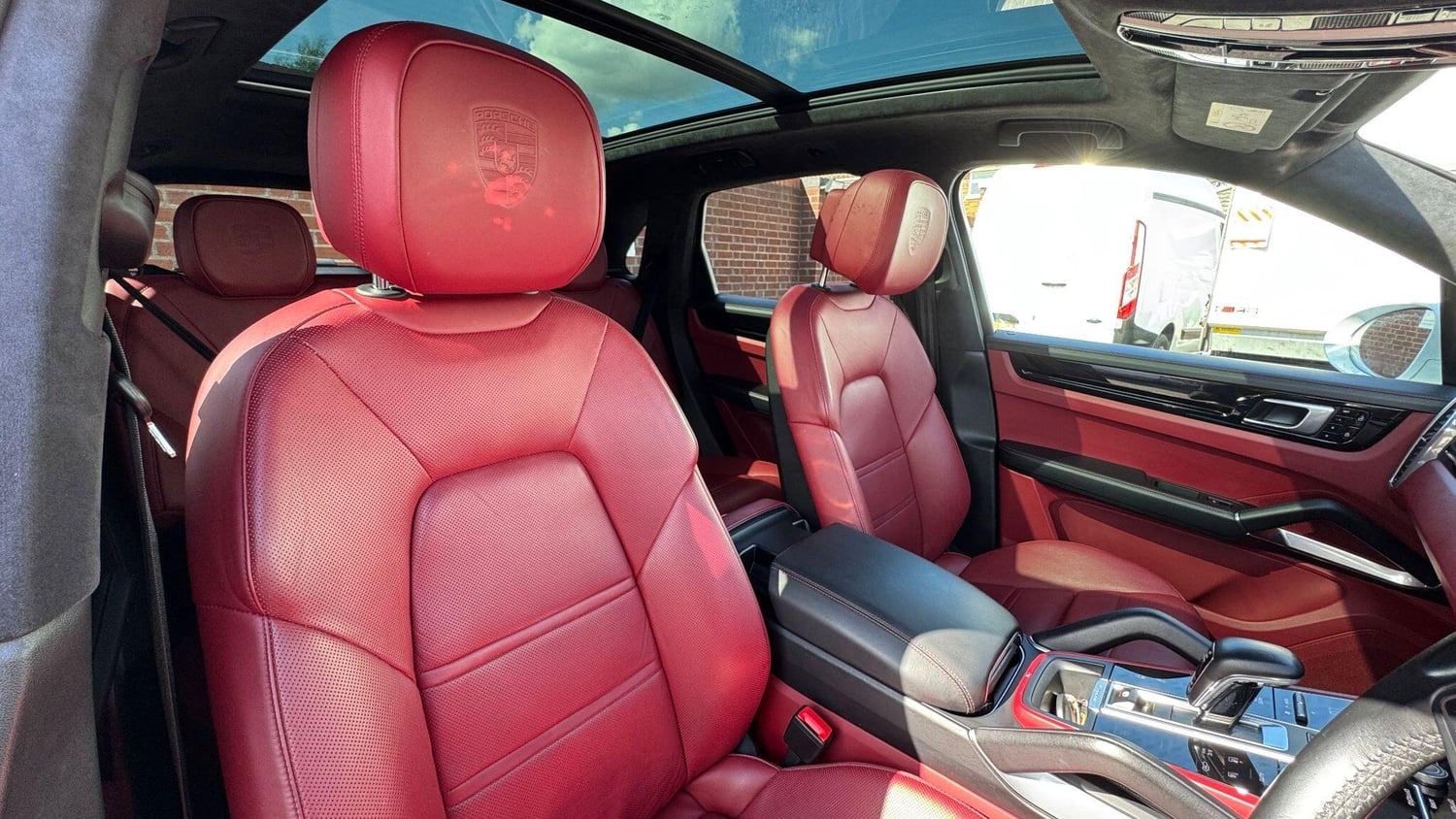 Porsche Cayenne Ashford
