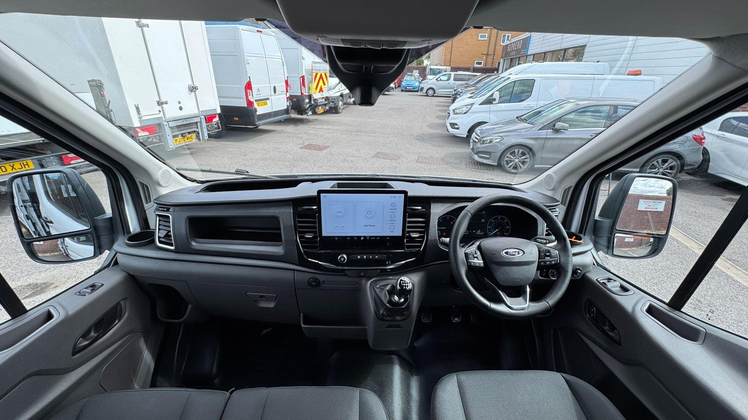 [ berth ]Ford Transit