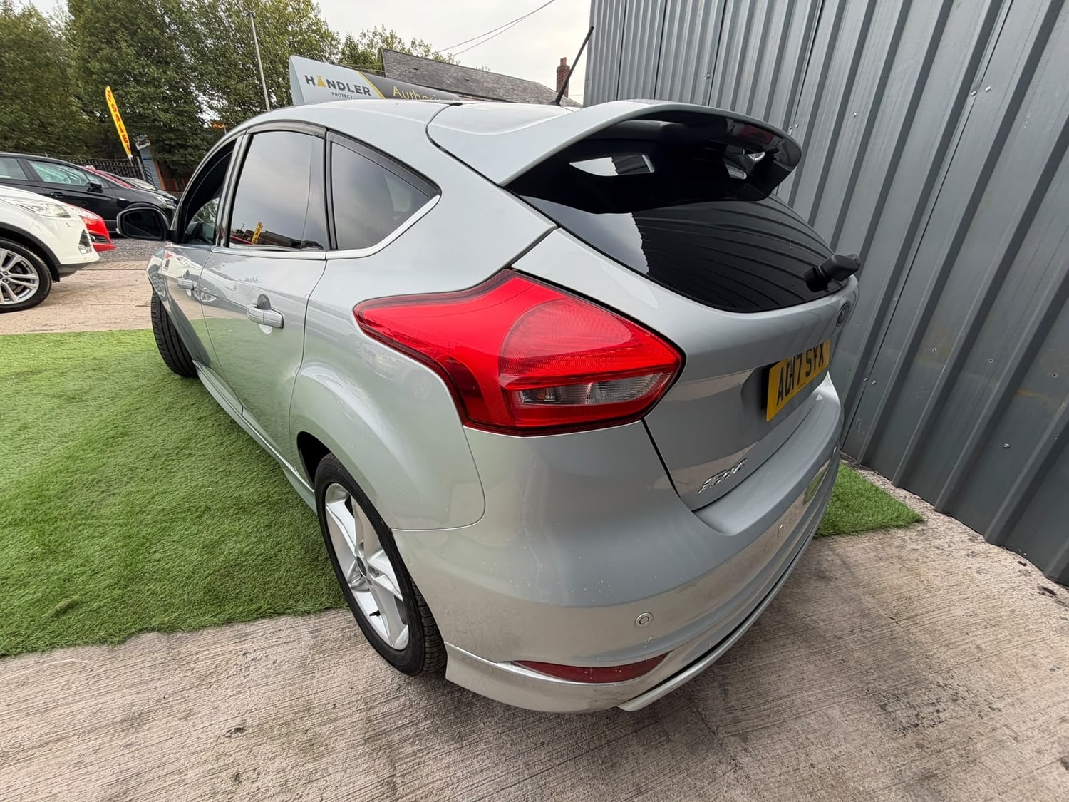 [ berth ]Ford Focus