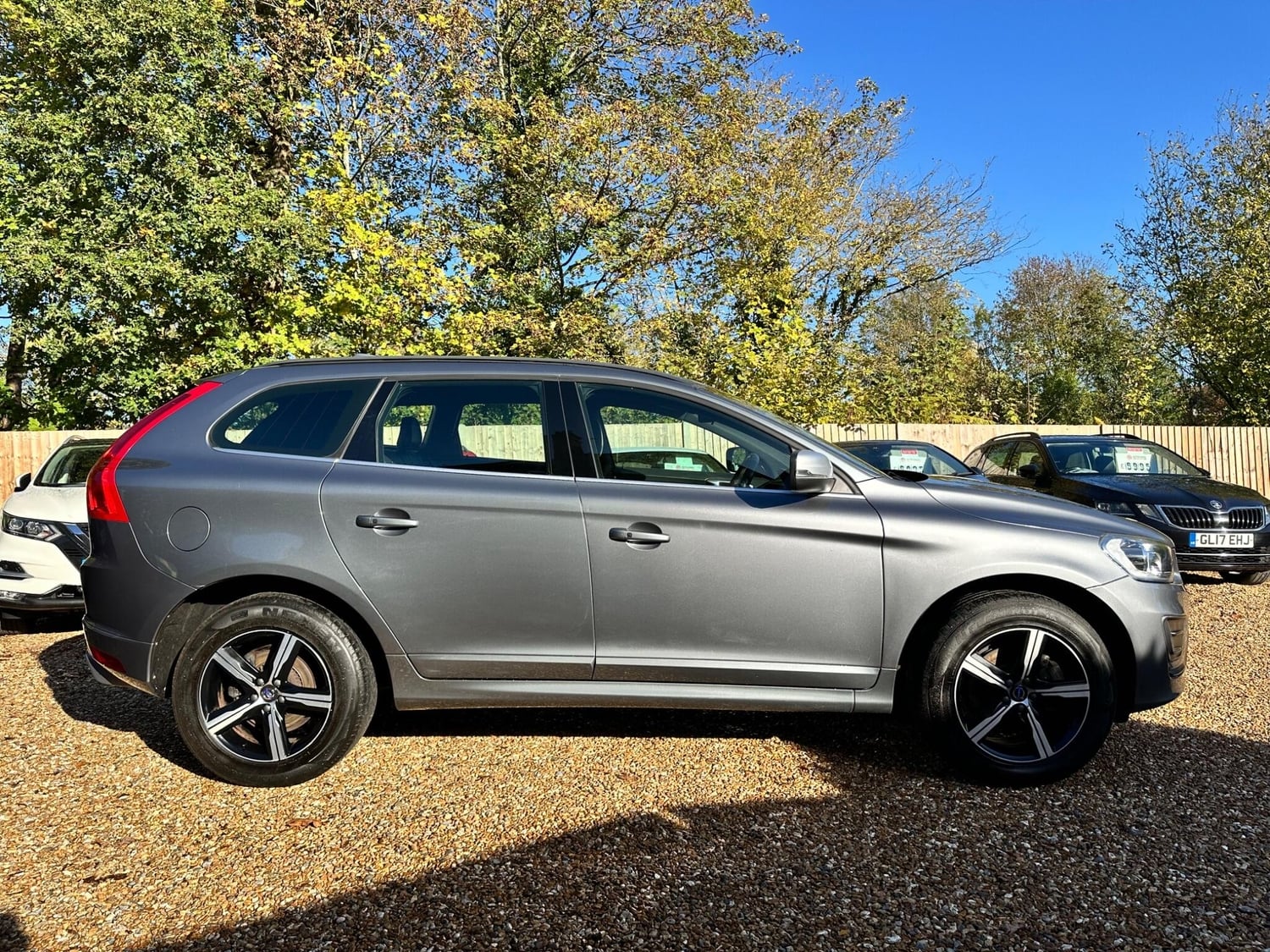 [ berth ]Volvo XC60