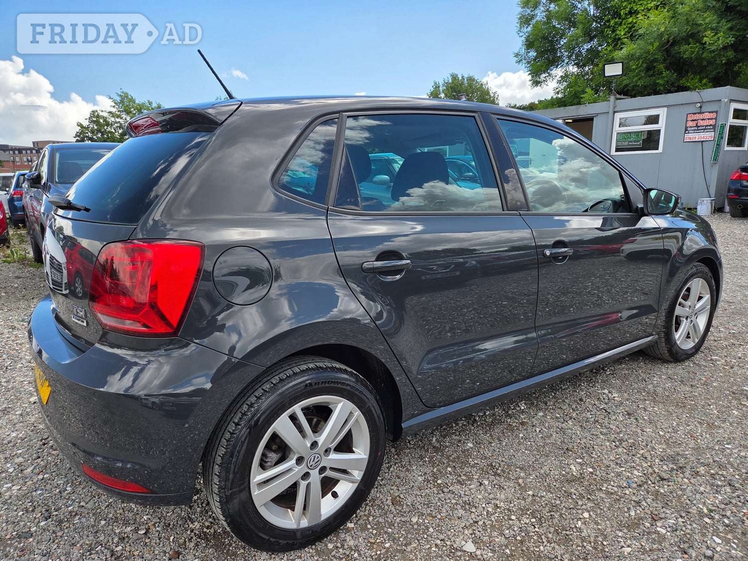 [ berth ]Volkswagen Polo