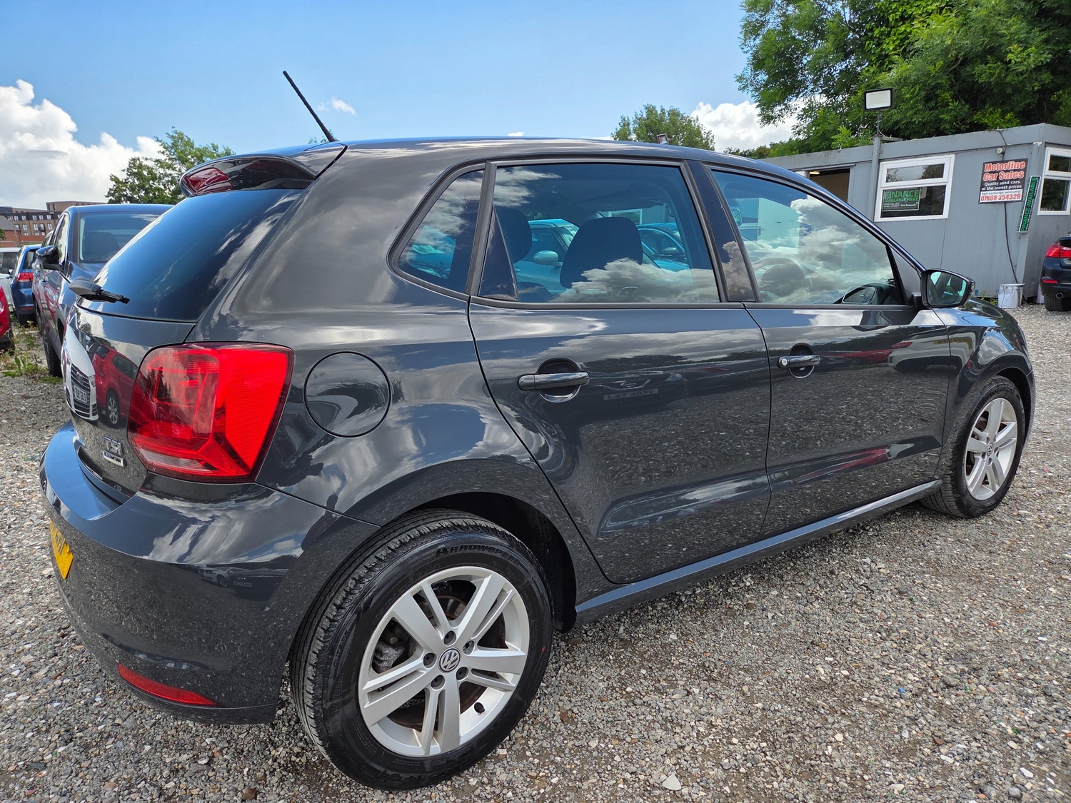 [ berth ]Volkswagen Polo