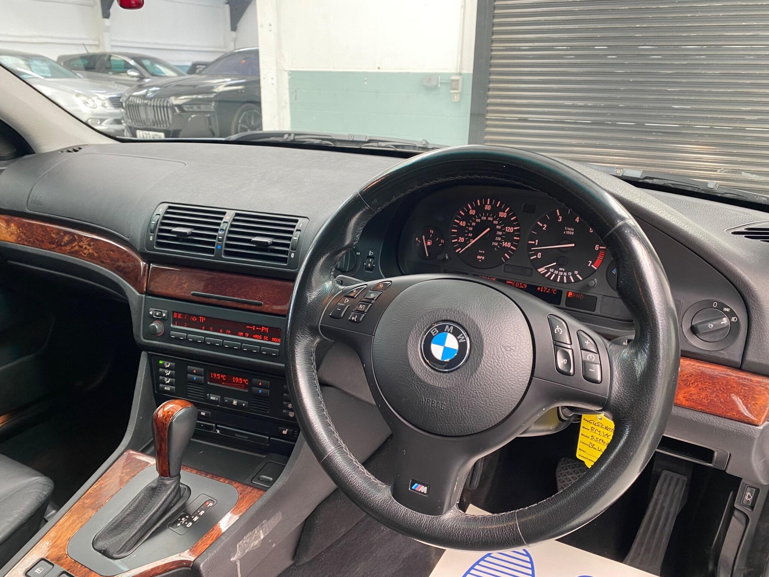 [ berth ]BMW 5 Series