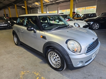 Mini Hatch 2008