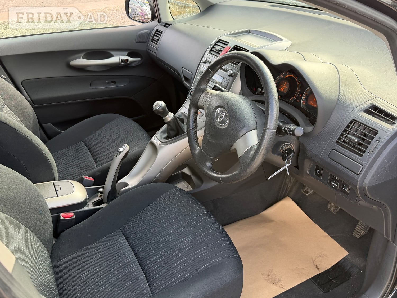 Toyota Auris 2008 - Cars in Exeter