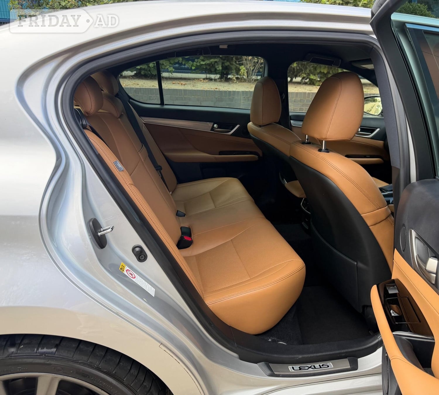 [ berth ]Lexus GS