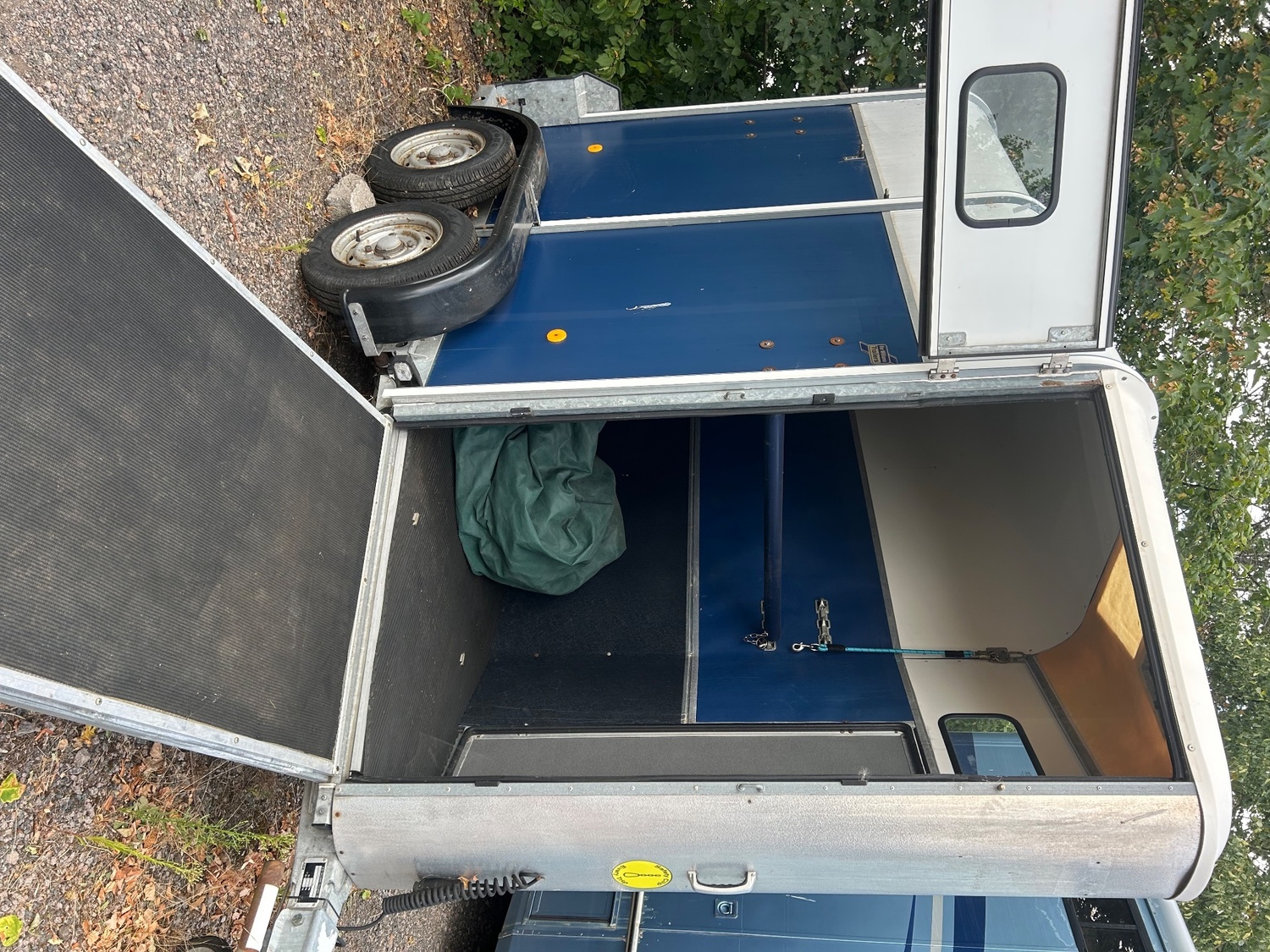 Ifor Williams HB401  Horse Trailer - Trailers & Horseboxes