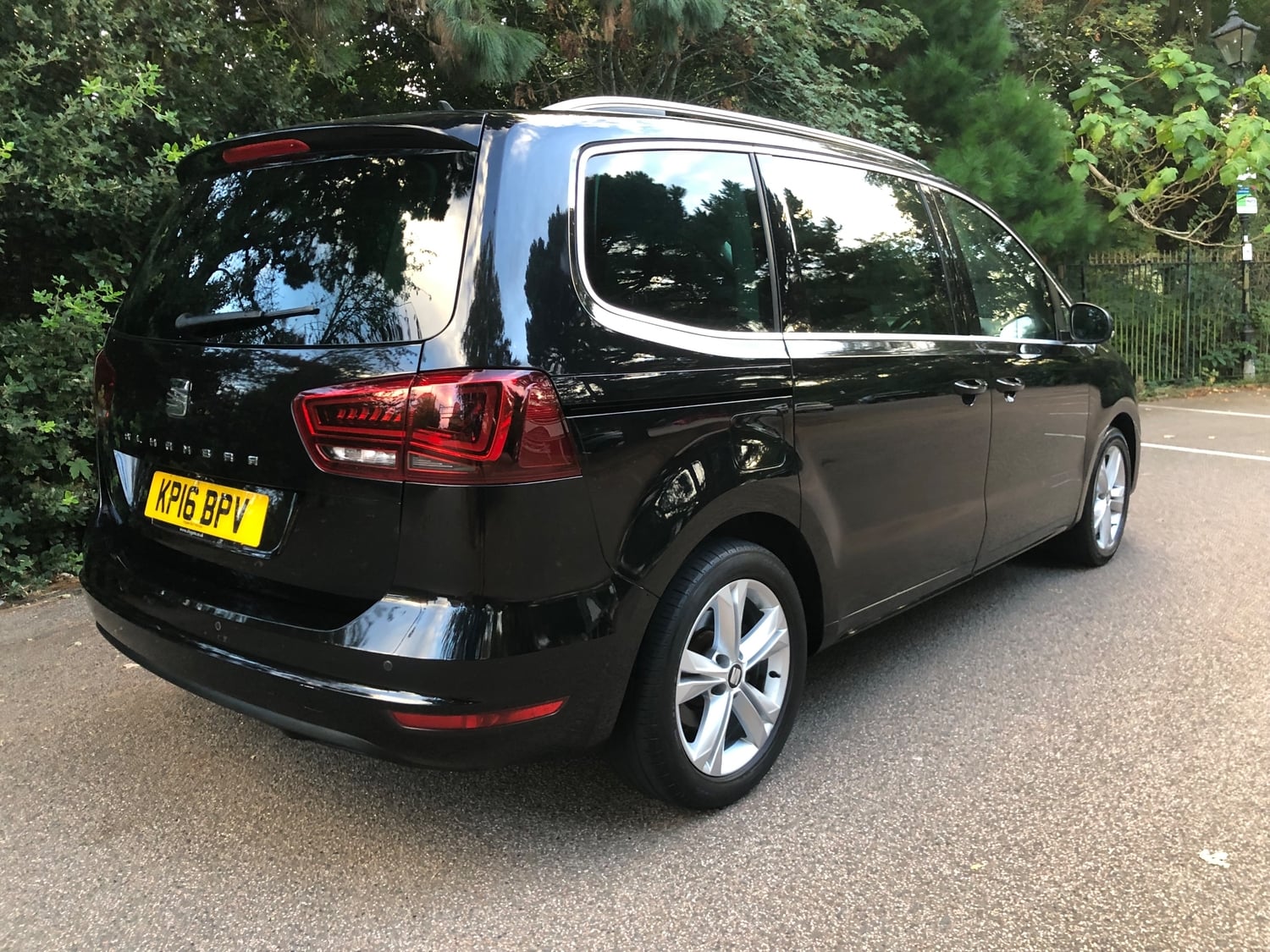 SEAT Alhambra 2016 - Cars in Bexhill-On-Sea