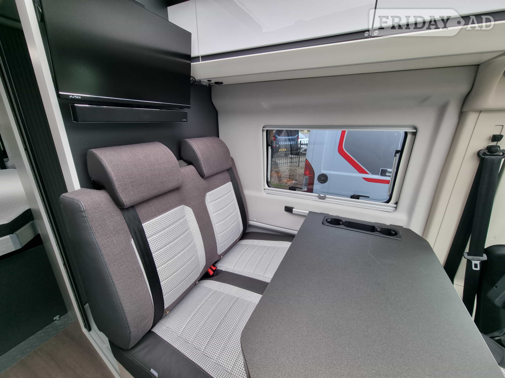 [3 berth ]Adria Twin Sports 640 SGX
