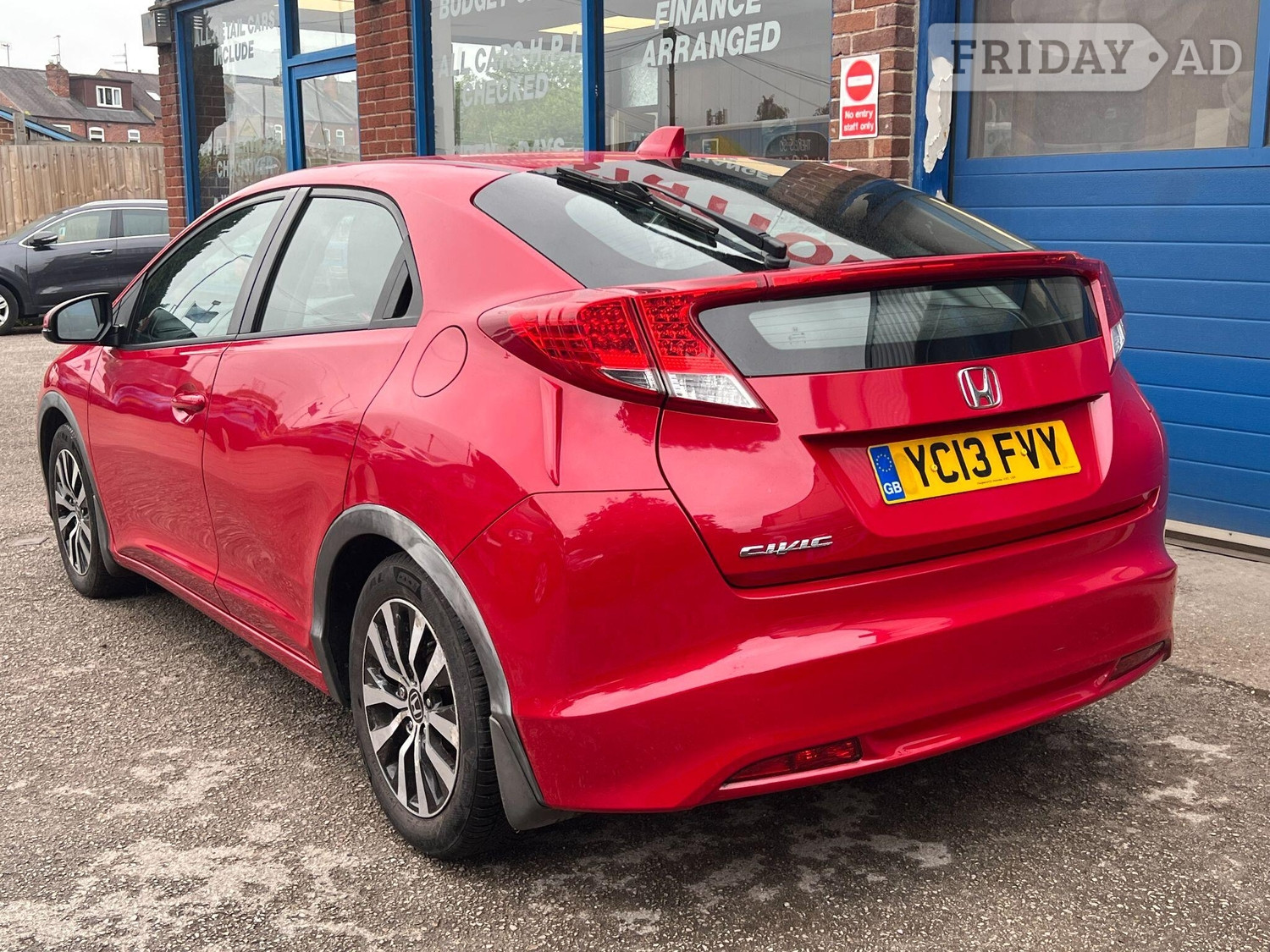 Honda Civic 2013 - Cars in Heanor