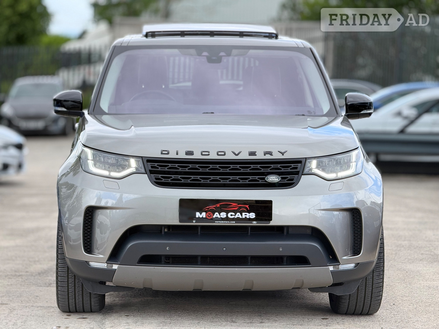 Land Rover Discovery 2017 - Cars
