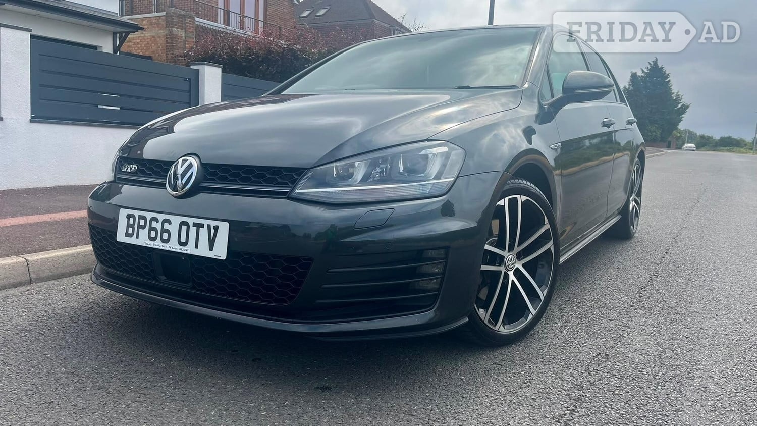 Volkswagen Golf 2017 in Chatham