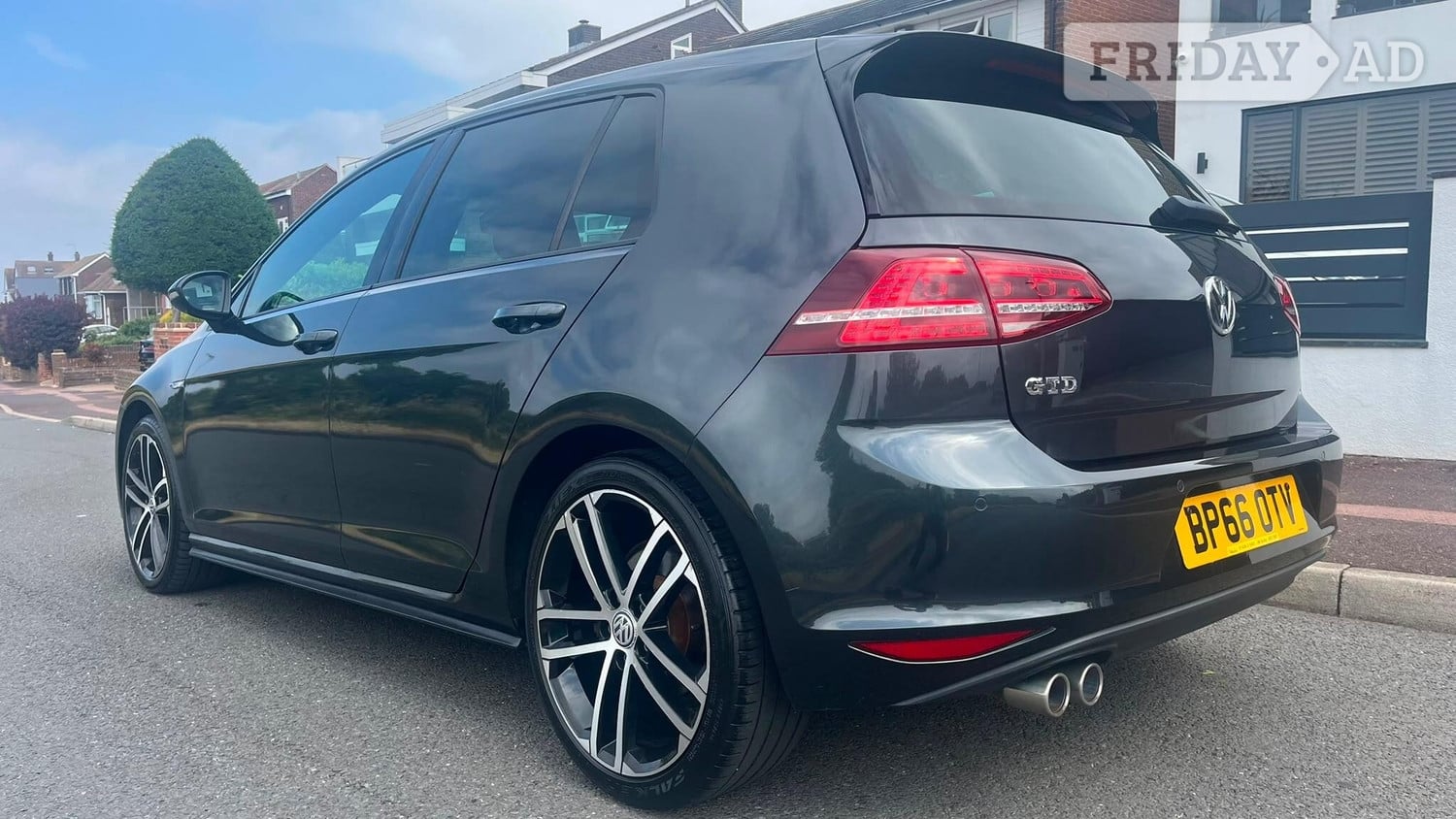 Volkswagen Golf 2017 - Cars
