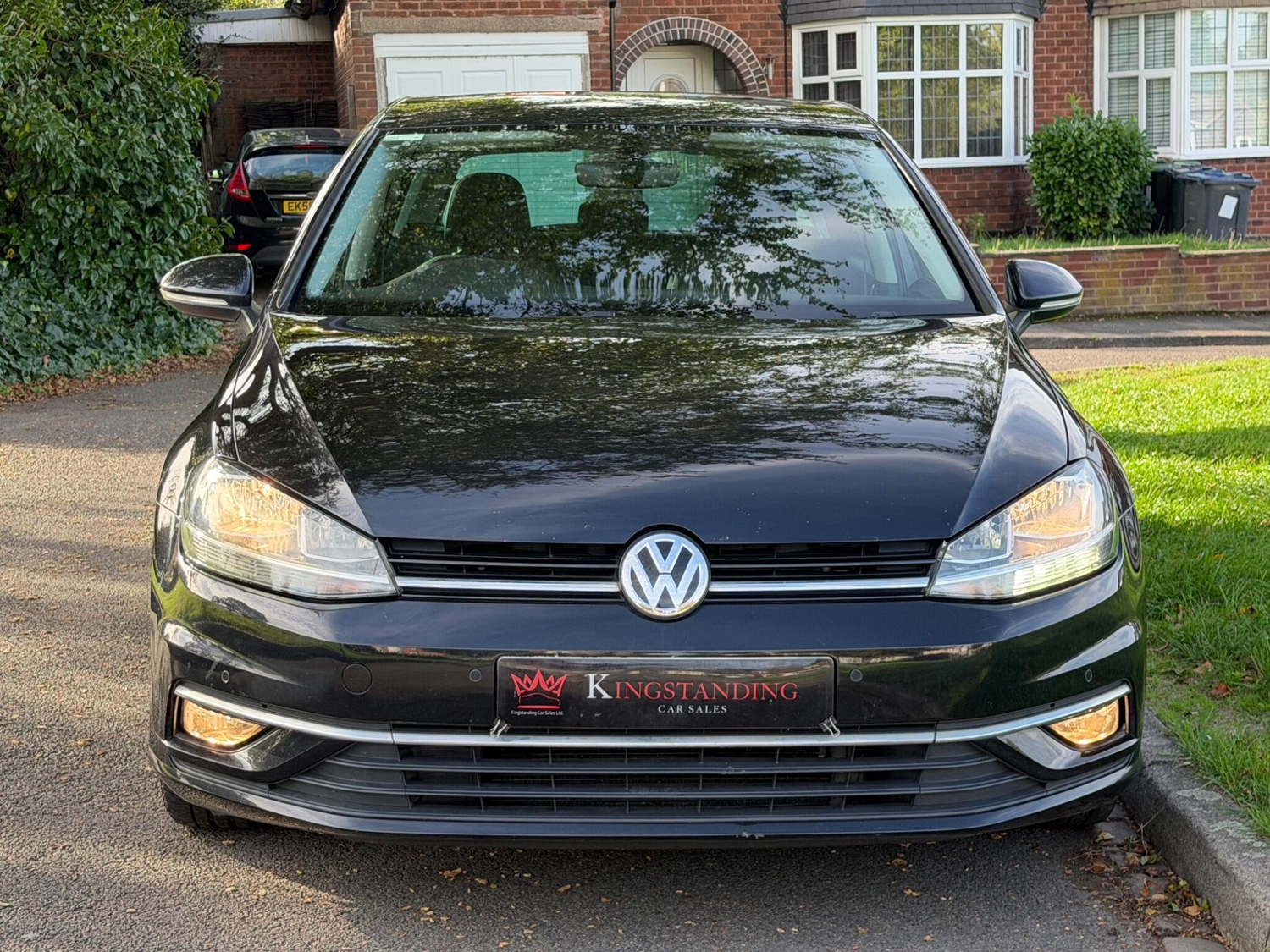 Volkswagen Golf 2017 - Cars in Birmingham