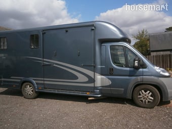 Equi-Trek Victory Peugeot Horsebox