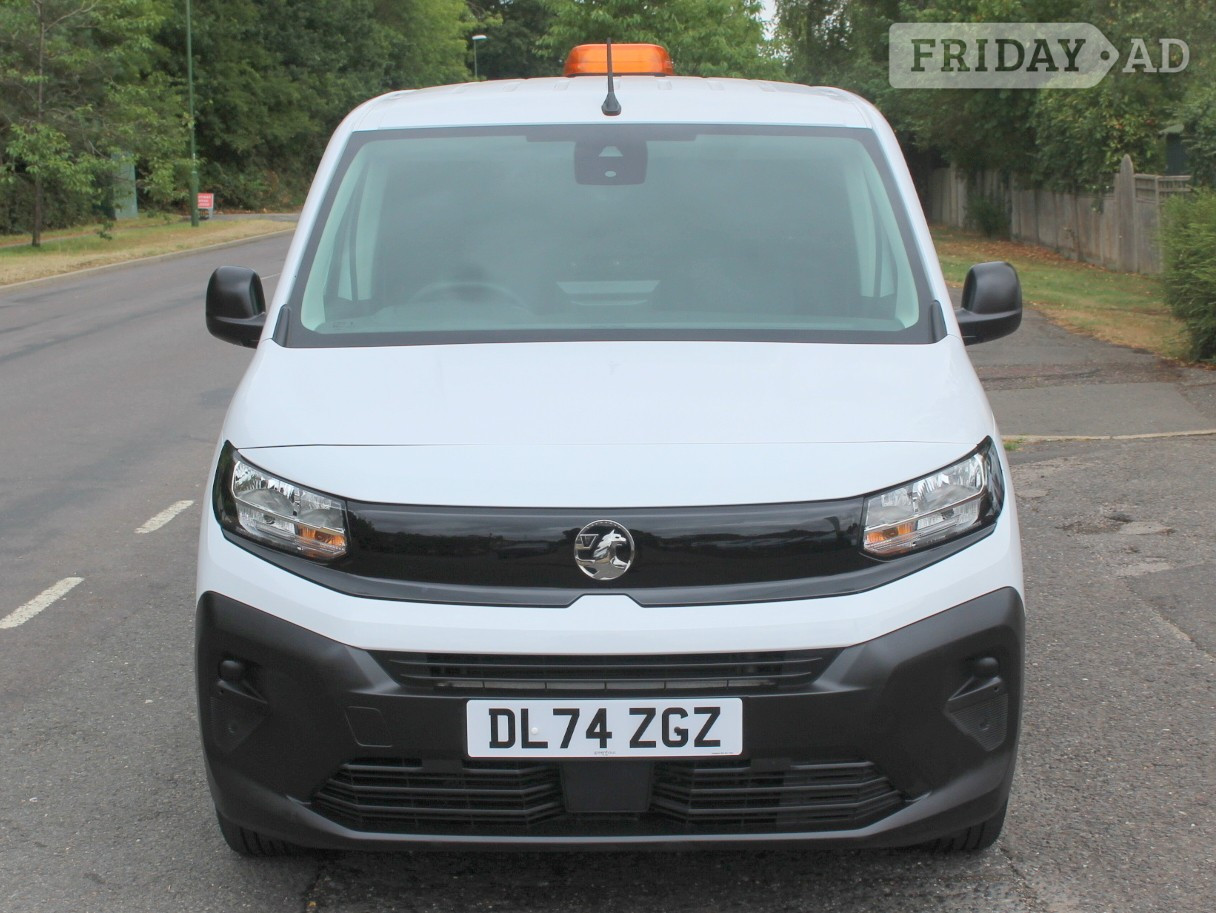 Vauxhall Combo 2024 - Vans & Commercial Vehicles