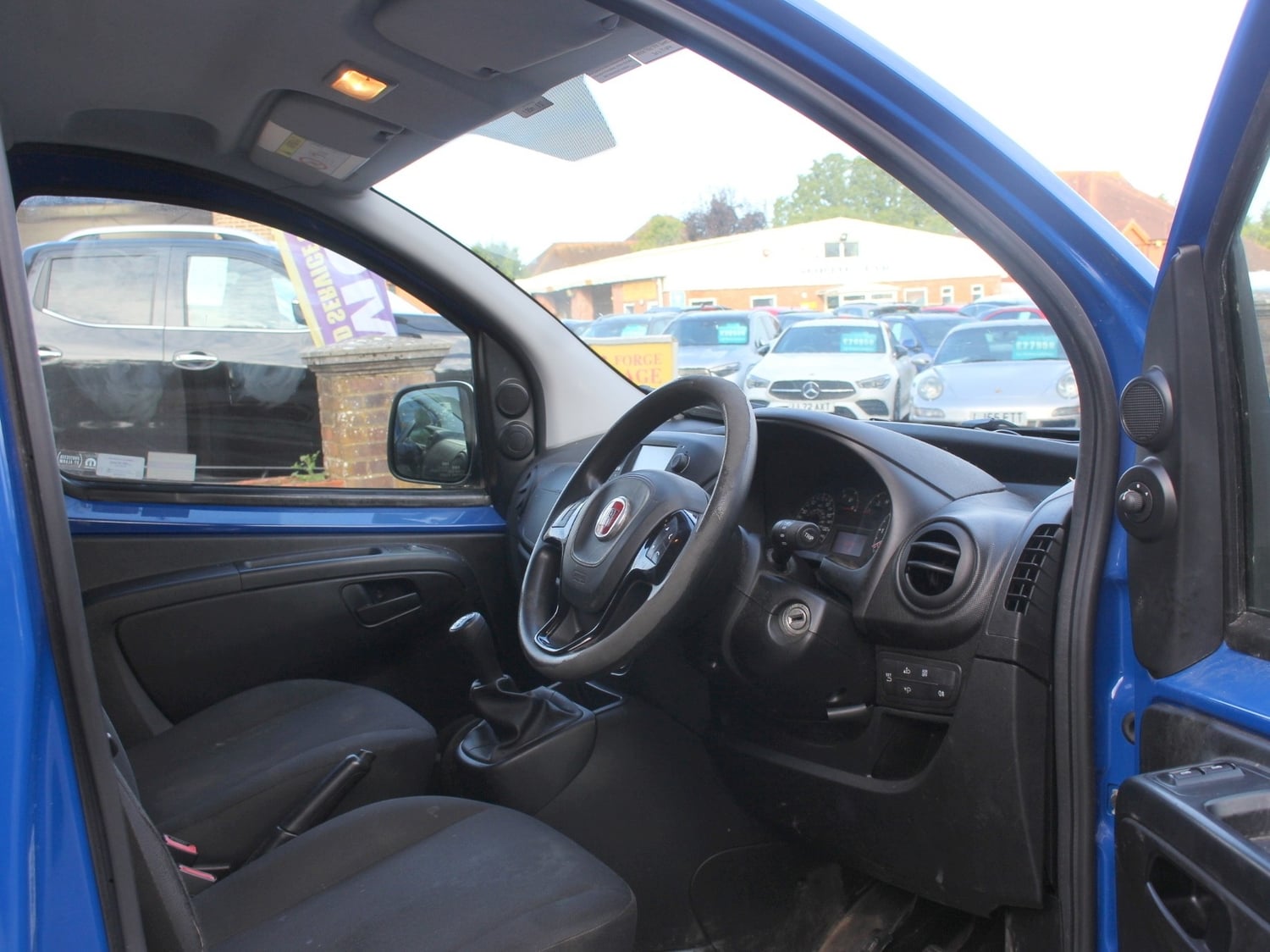 Fiat Fiorino 2019 - Vans & Commercial Vehicles