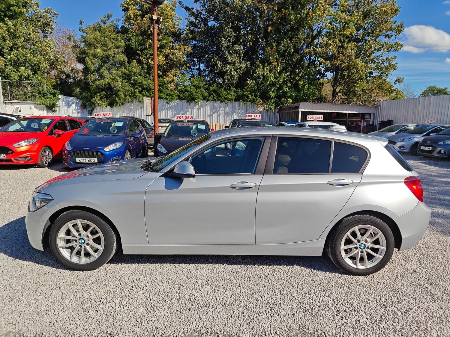 BMW 1 Series 2023 - Cars