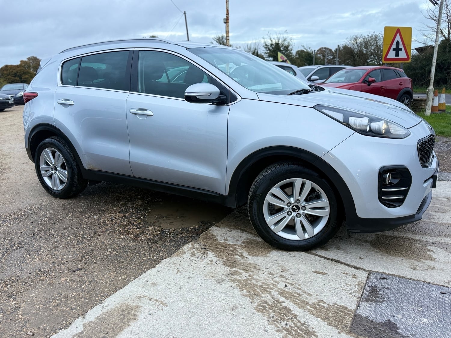 [ berth ]Kia Sportage
