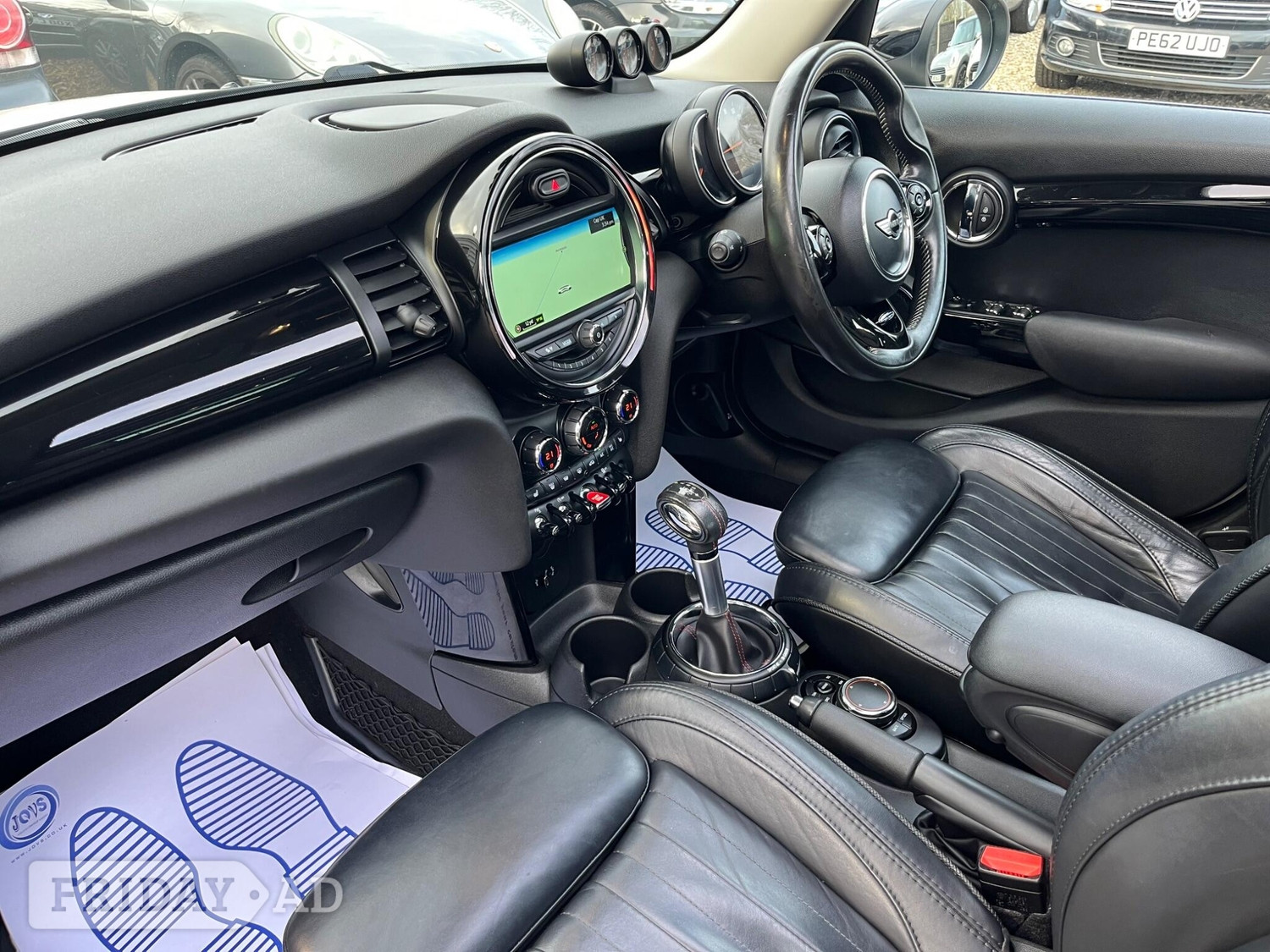Mini Hatch 2017 - Cars in Farnham