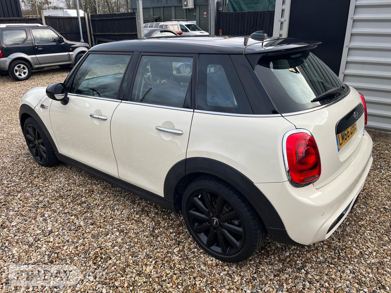 Mini Hatch Farnham