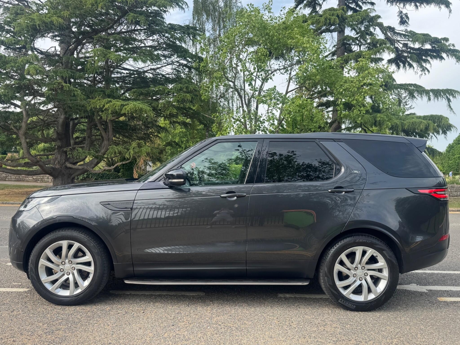 Land Rover Discovery 2017 - Cars in Bexley