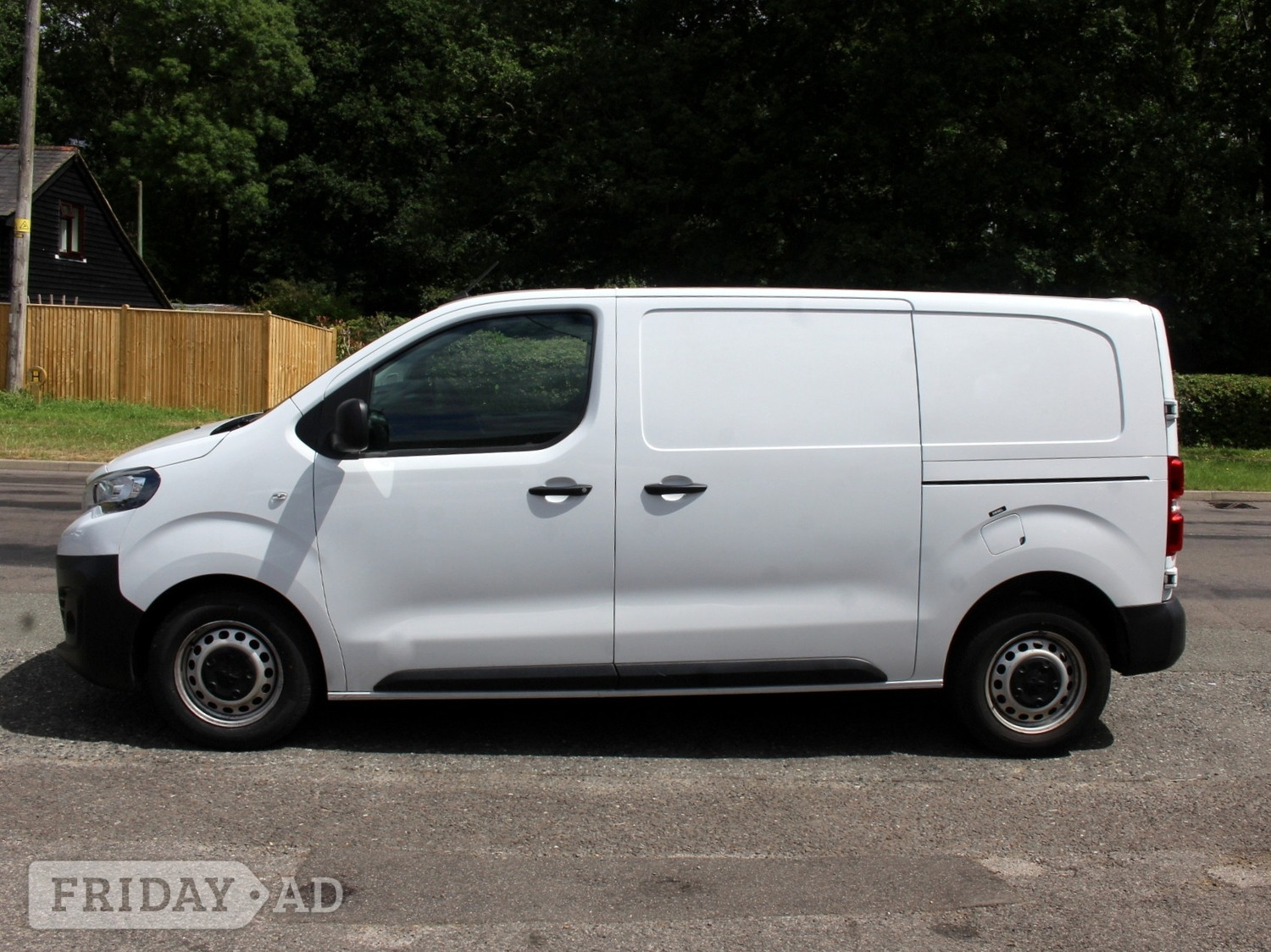 [ berth ]Peugeot Expert