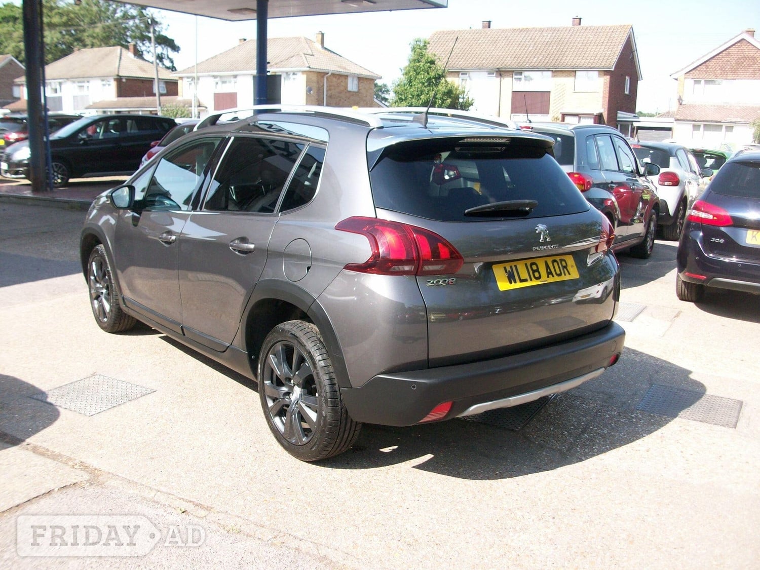 Peugeot 2008 2018 - Cars