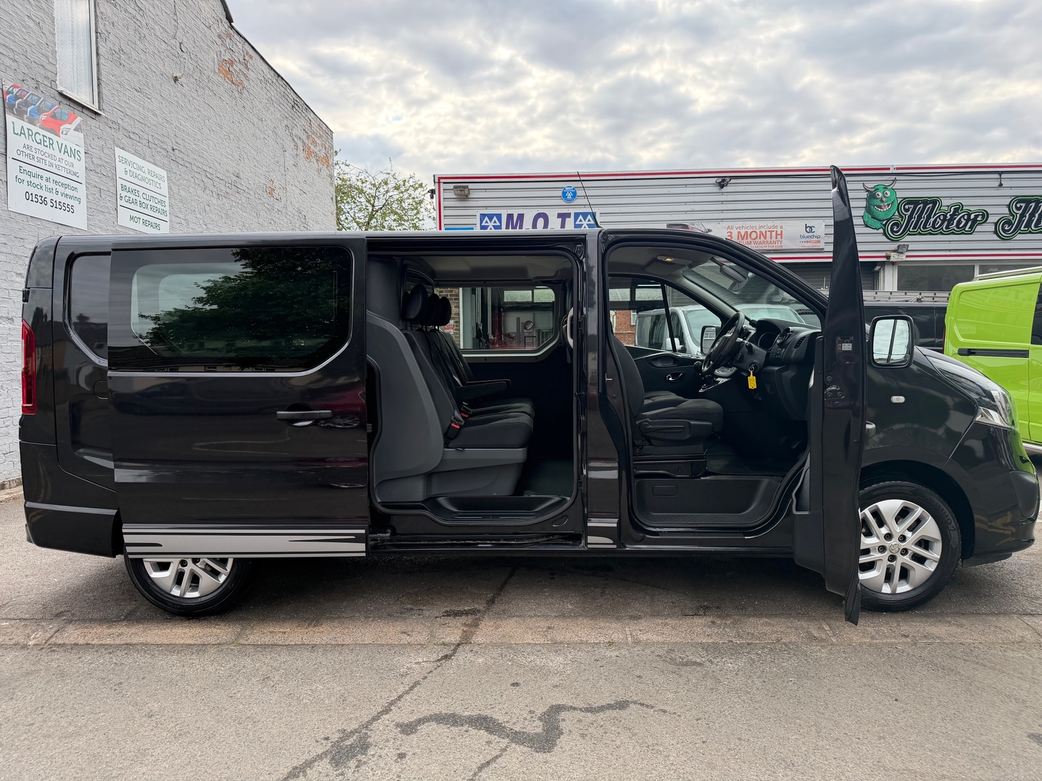 Vauxhall Vivaro Kettering