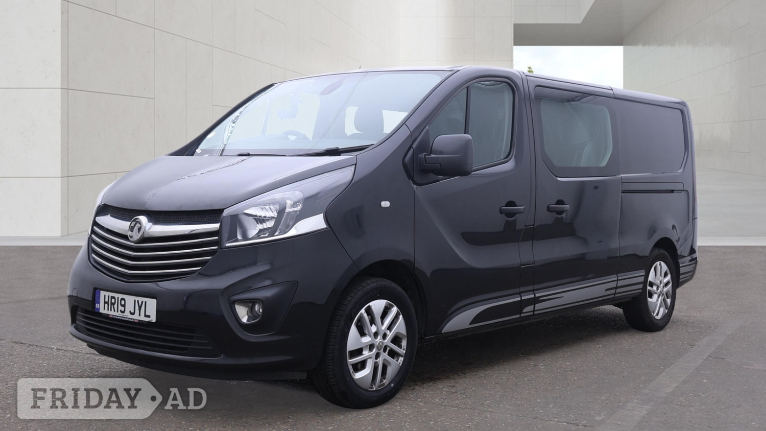 [ berth ]Vauxhall Vivaro
