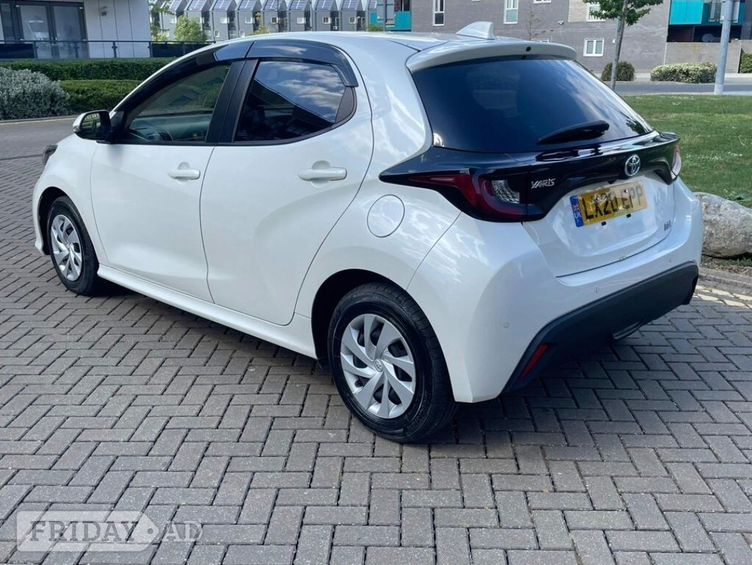 Toyota Yaris 2020 - Cars