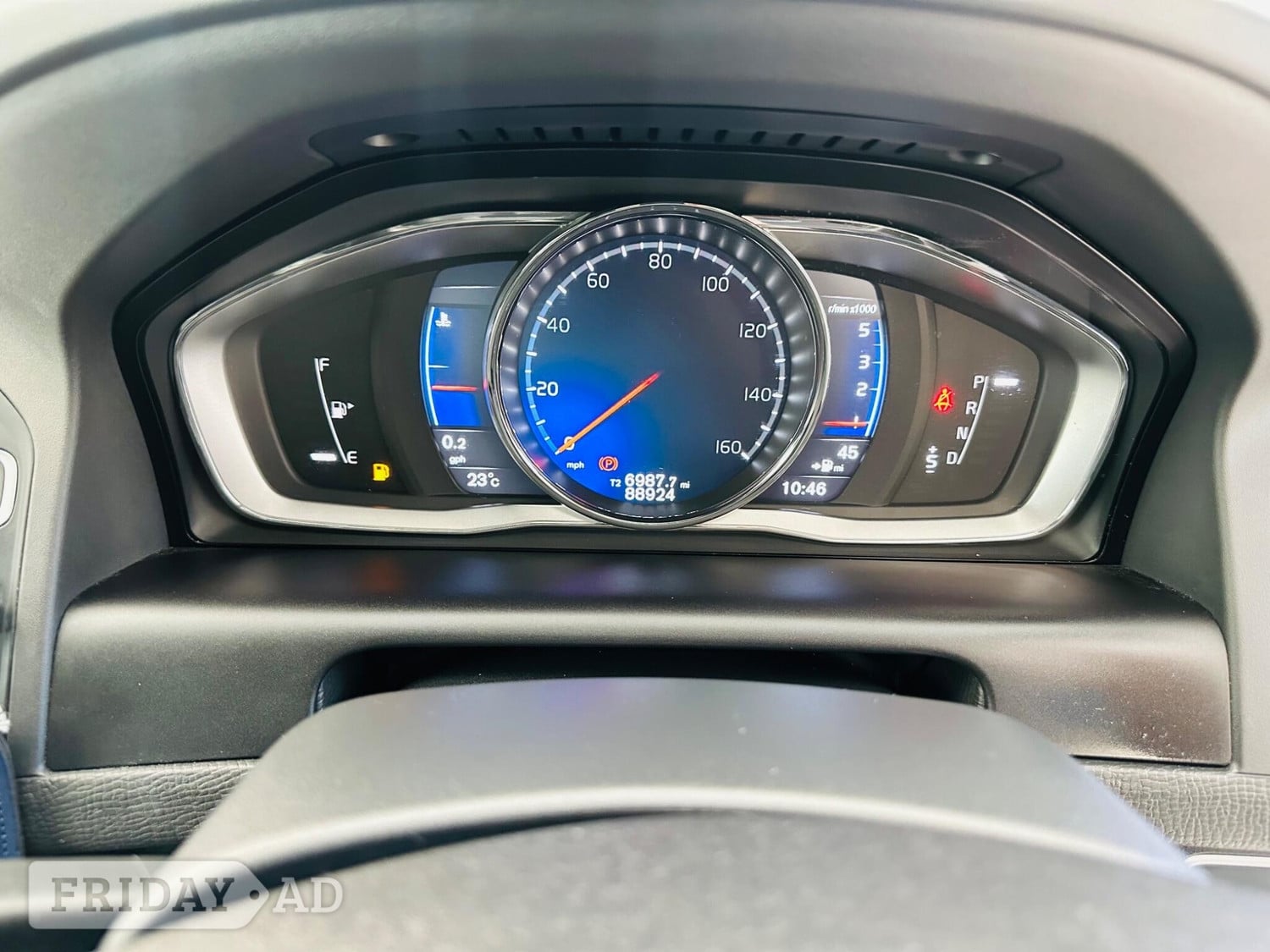 Volvo XC60 2016 - Cars in Iver