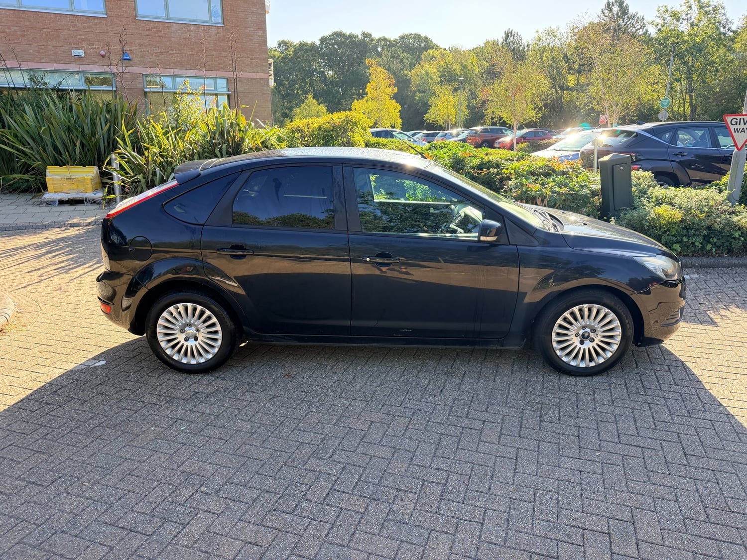 Ford Focus 2008 - Cars
