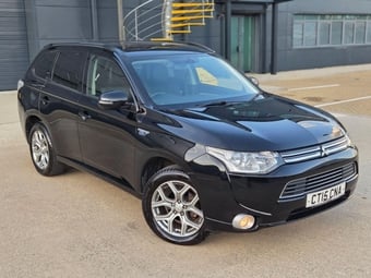 Mitsubishi Outlander 2015