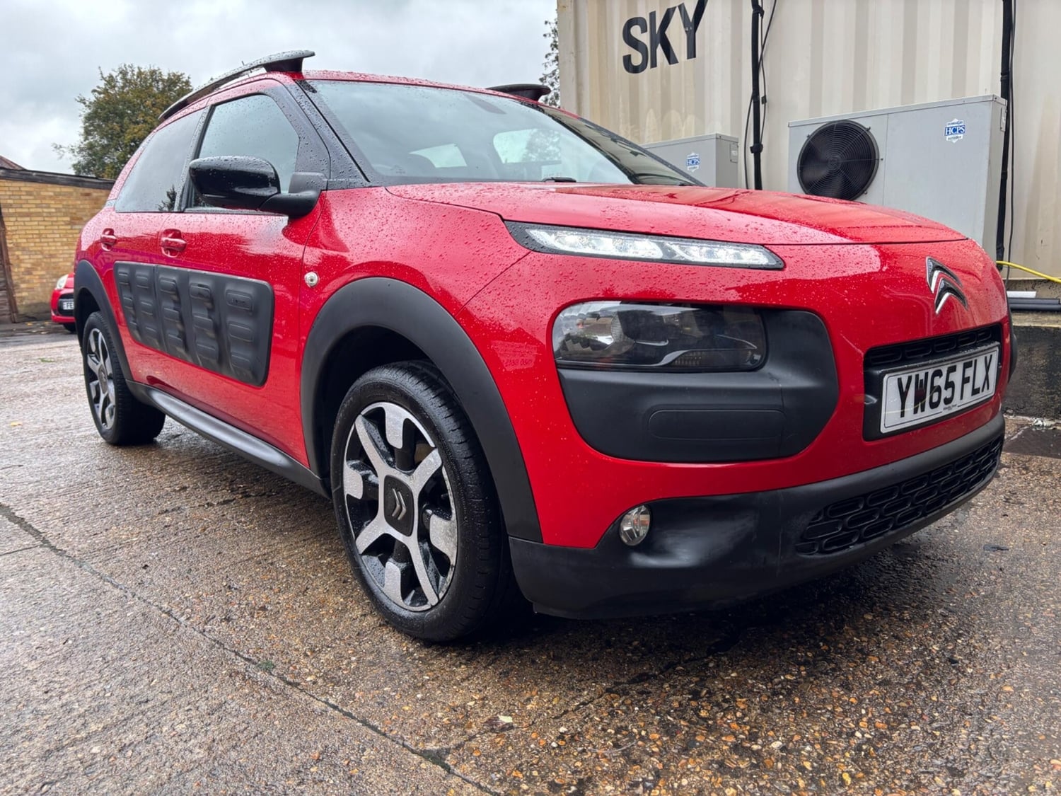 [ berth ]Citroen C4 Cactus