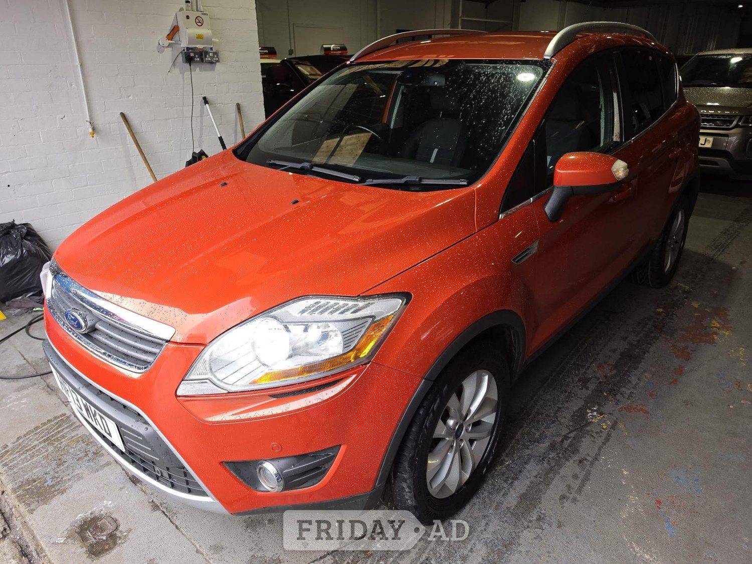[ berth ]Ford Kuga