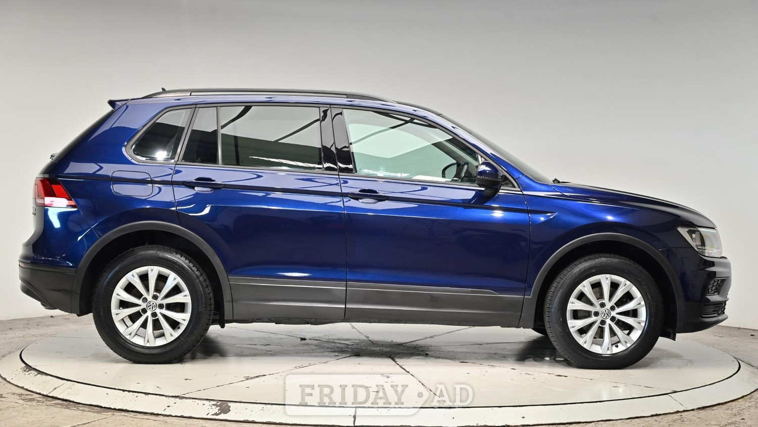 Volkswagen Tiguan 2017 - Cars in Cullompton