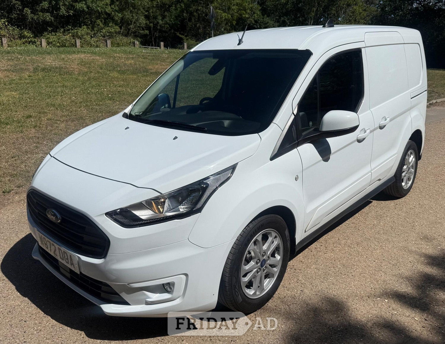 [ berth ]Ford Transit Connect