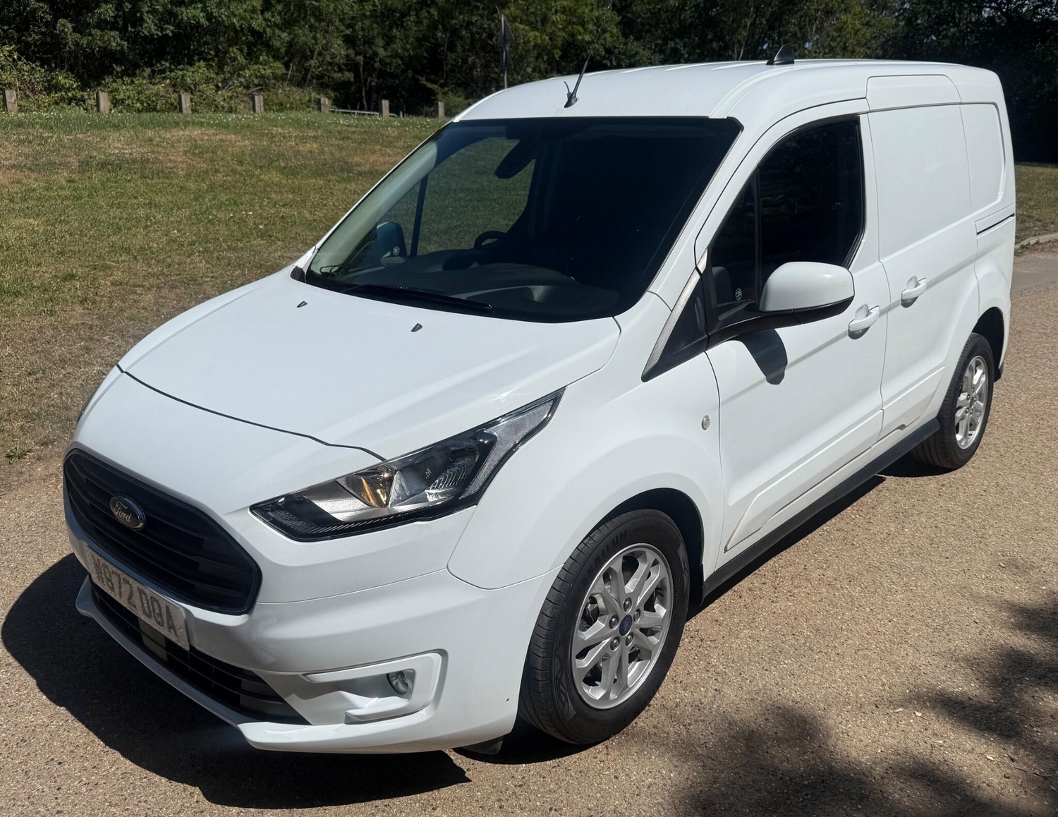 [ berth ]Ford Transit Connect