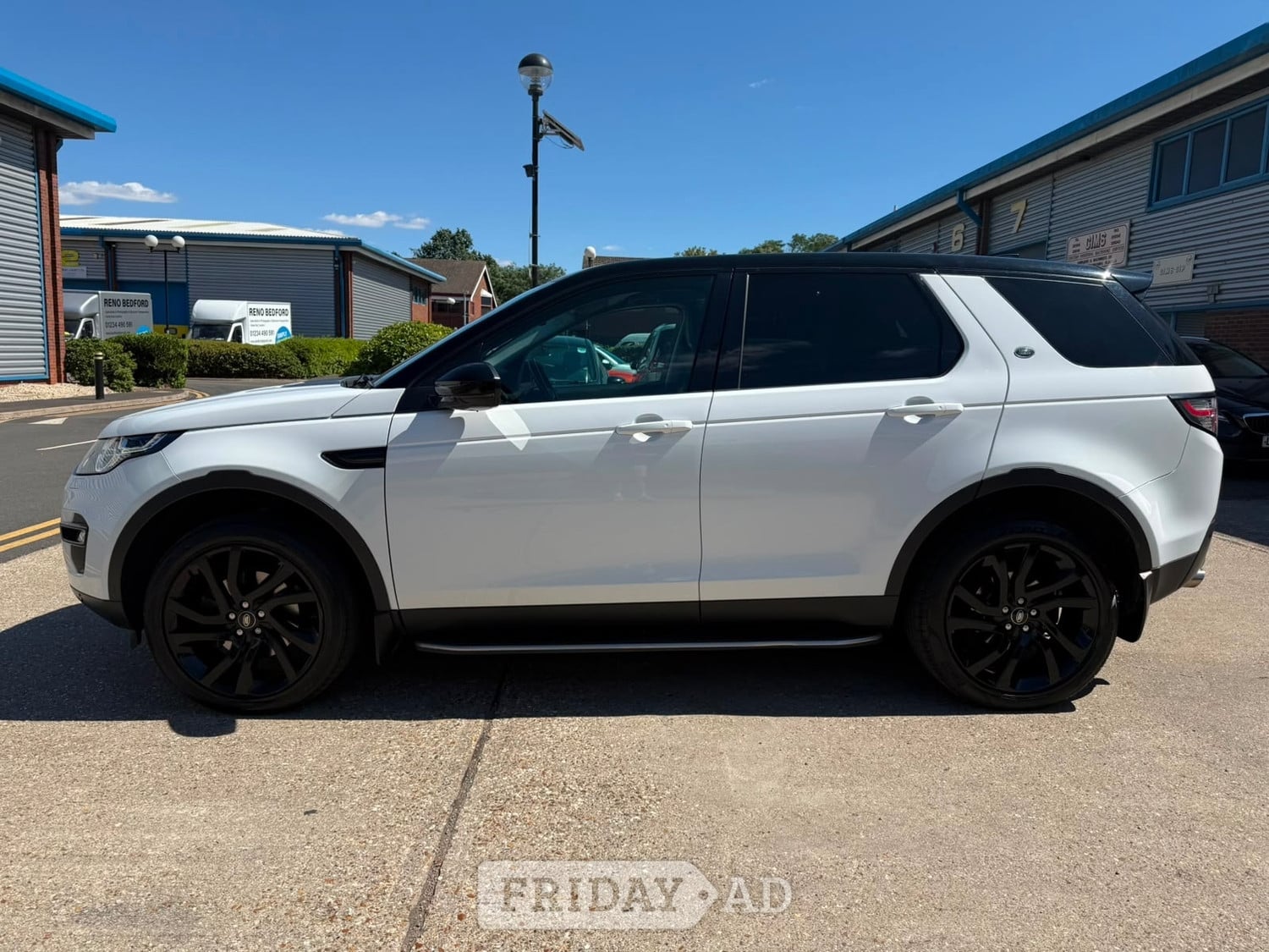 Land Rover Discovery Sport 2018 - Cars