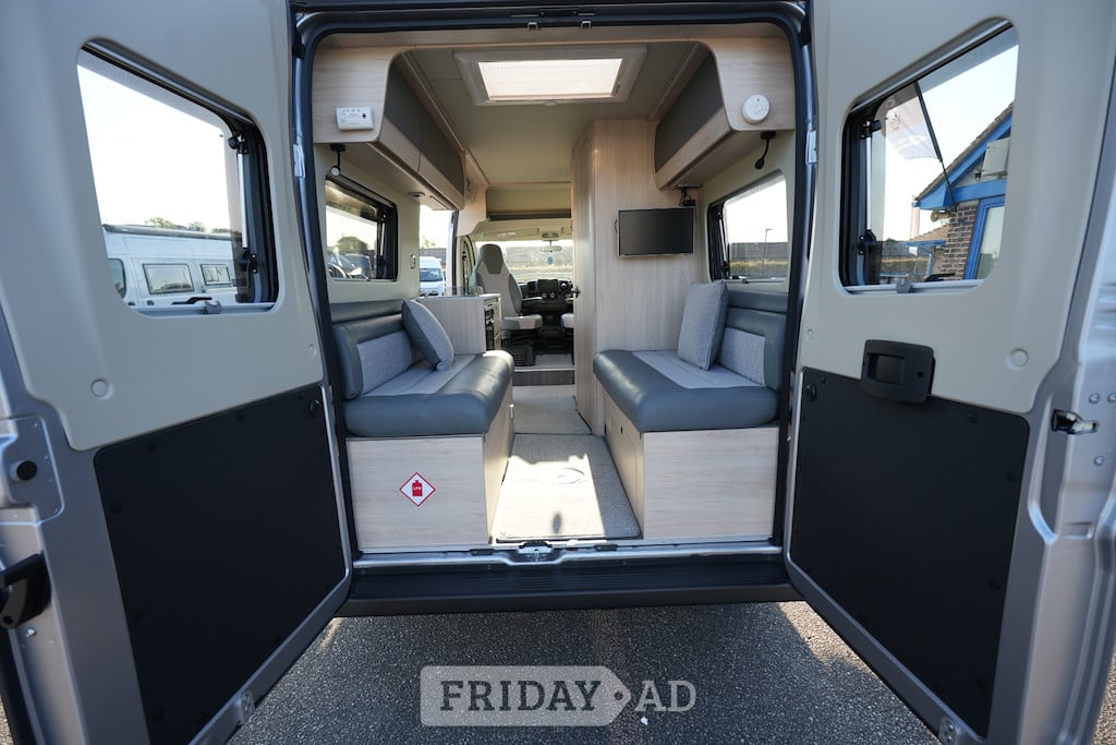 [2 berth ]Auto-Trail expedition 54 FIAT AUTO 5.41 METRES IN LENGHT WITH AN INCREDI