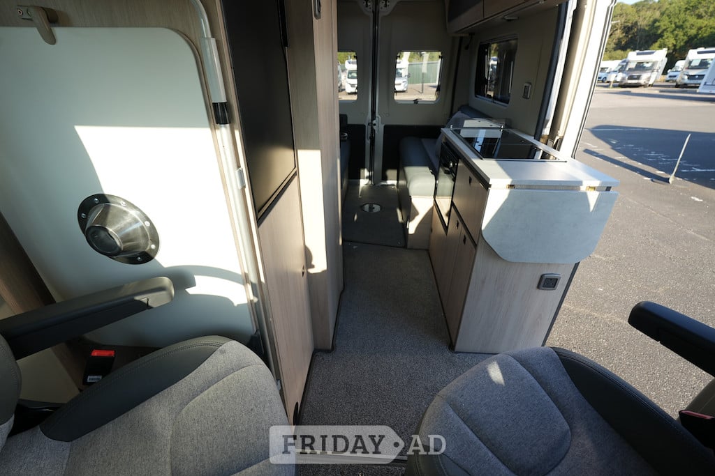 Auto-Trail expedition 54 FIAT AUTO 5.41 METRES IN LENGHT WITH AN INCREDI Haywards Heath