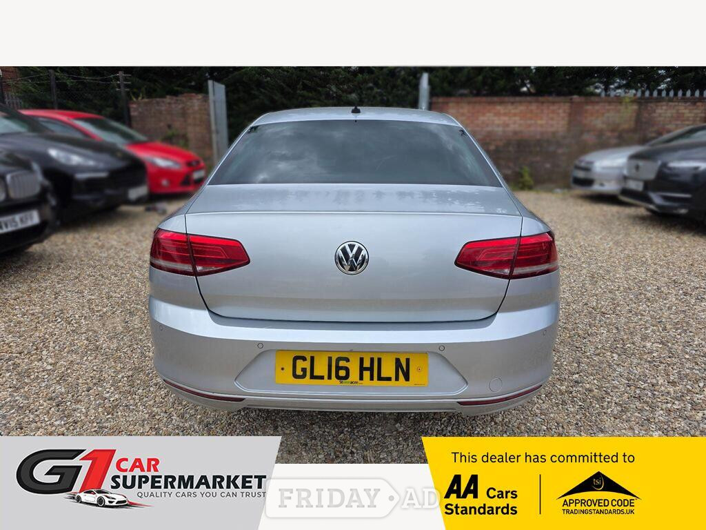 Volkswagen Passat 2016 - Cars
