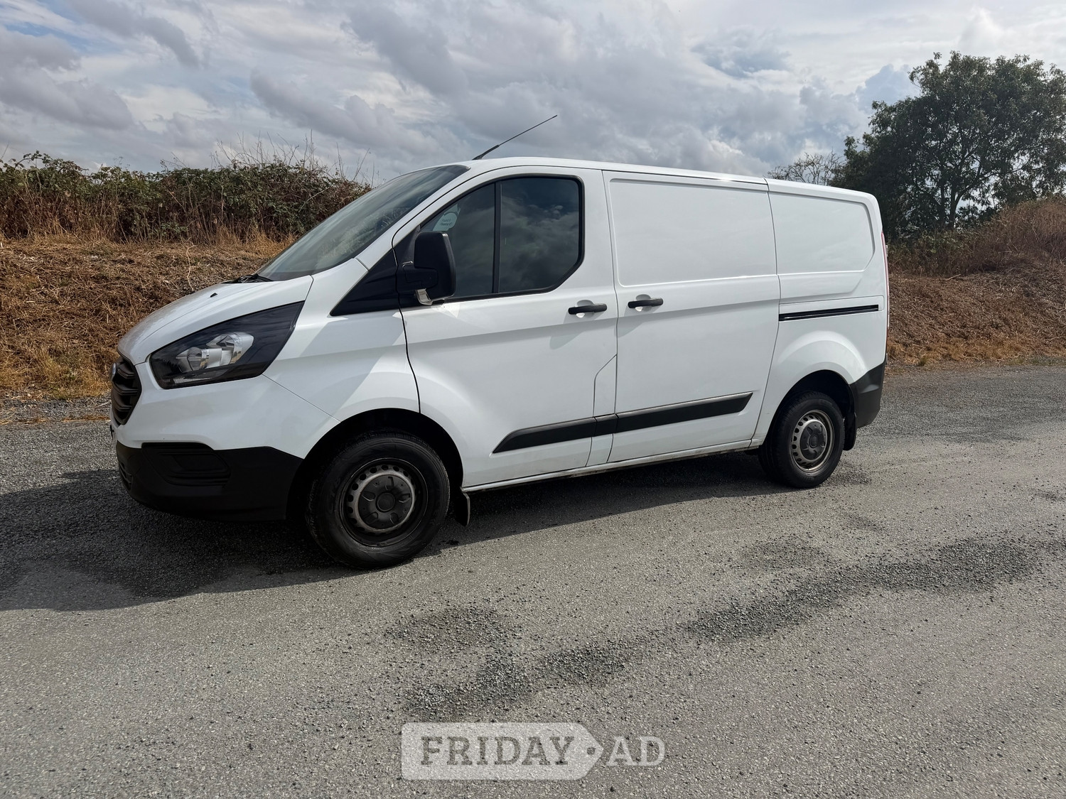 Ford Transit Custom 2023 - Vans & Commercial Vehicles