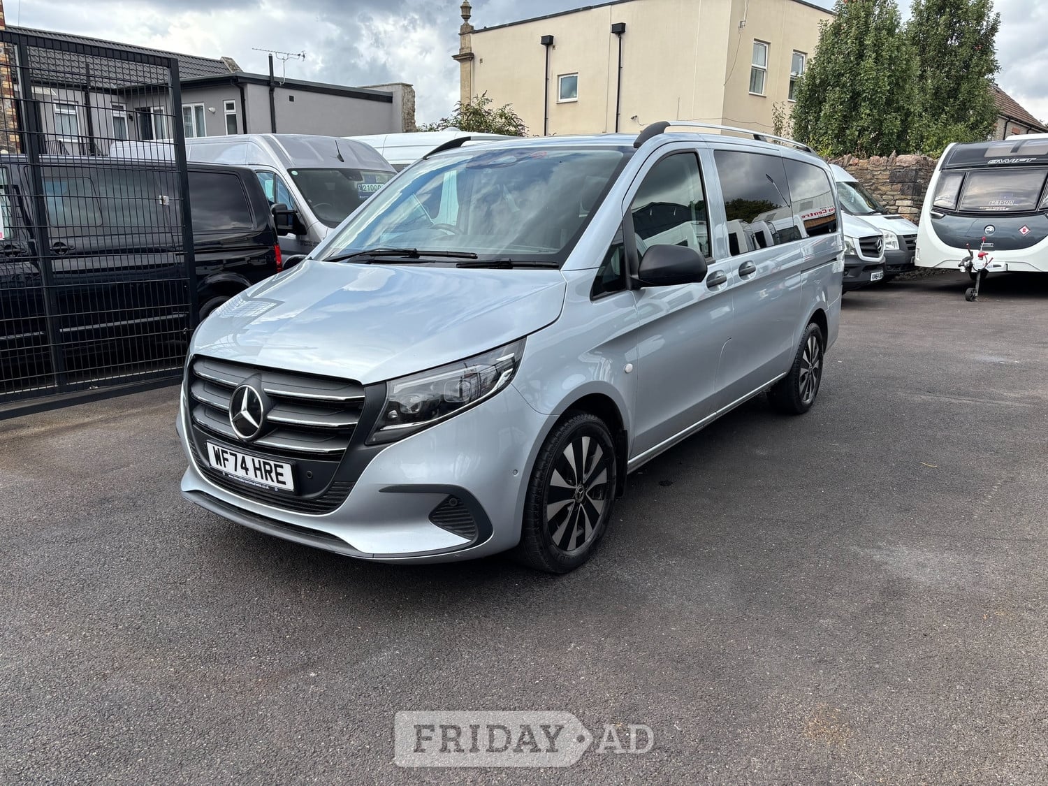 [ berth ]Mercedes-Benz Vito